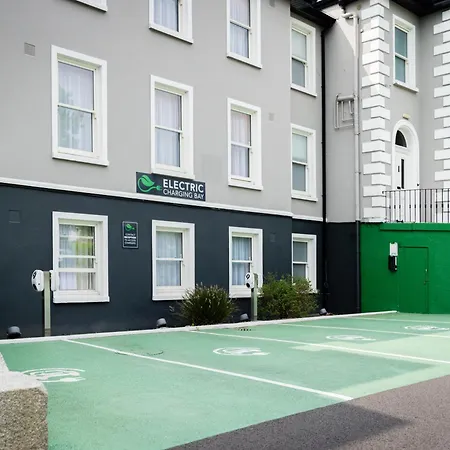 The Sandymount 4*