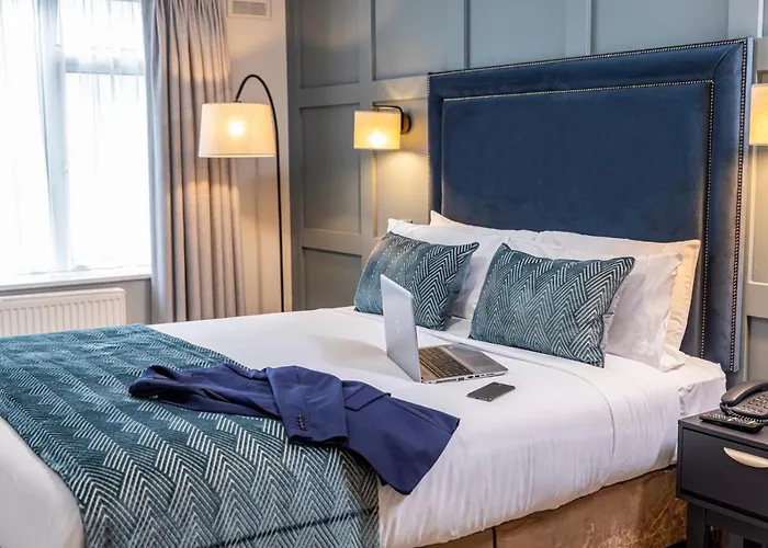 Hotel The Sandymount 4*